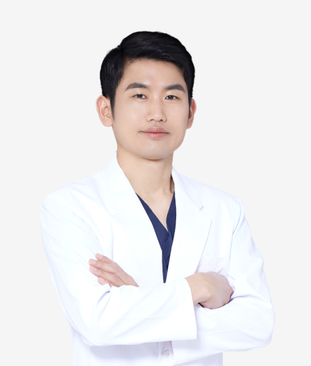 최동욱